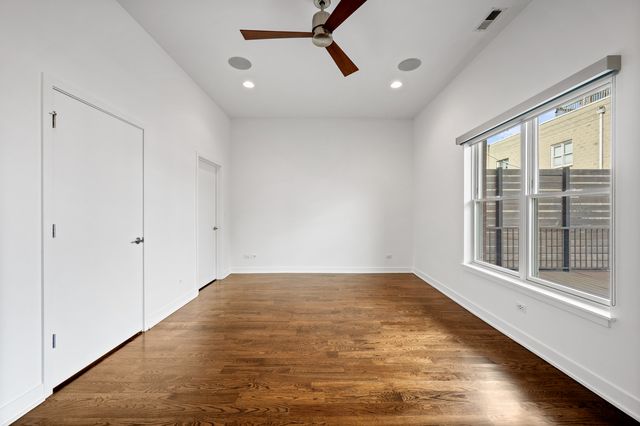 1611 N Hermitage Avenue 205, Chicago, IL 60622