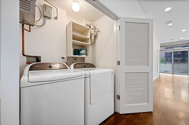 1611 N Hermitage Avenue 205, Chicago, IL 60622