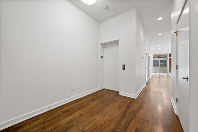 1611 N Hermitage Avenue 205, Chicago, IL 60622