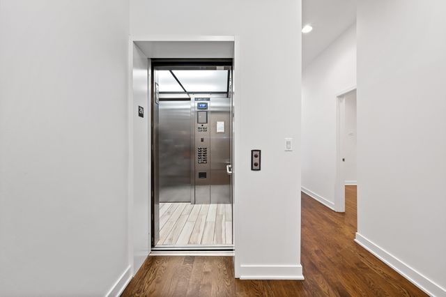 1611 N Hermitage Avenue 205, Chicago, IL 60622