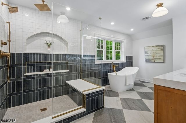 31 Verona Rd, New Providence Boro, NJ 07974
