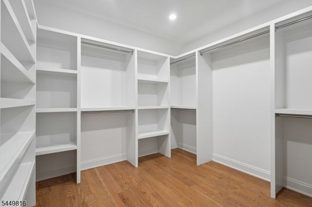 31 Verona Rd, New Providence Boro, NJ 07974