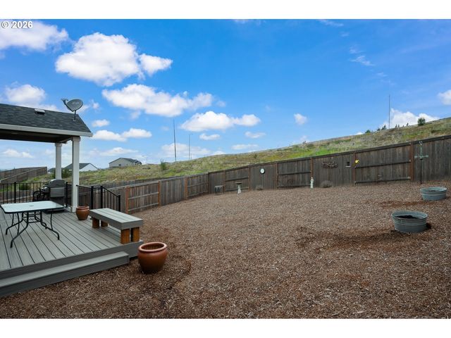 2688 Ne CURRIN CREEK Dr, Estacada, OR 97023