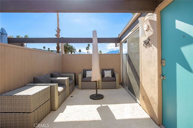 1111 E Palm Canyon Drive 202, Palm Springs, CA 92264