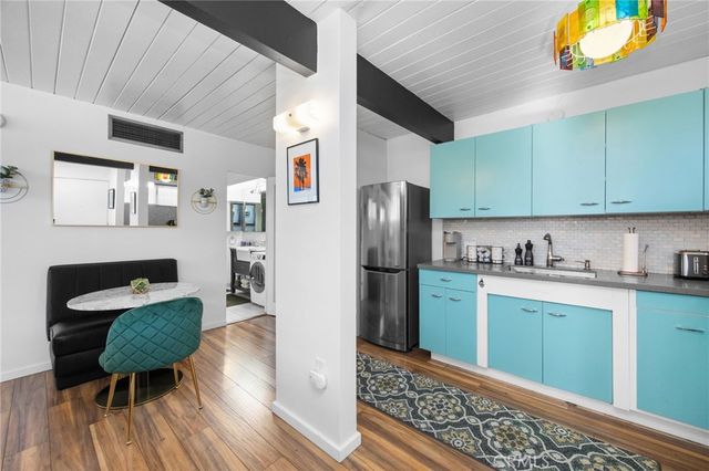 1111 E Palm Canyon Drive 202, Palm Springs, CA 92264