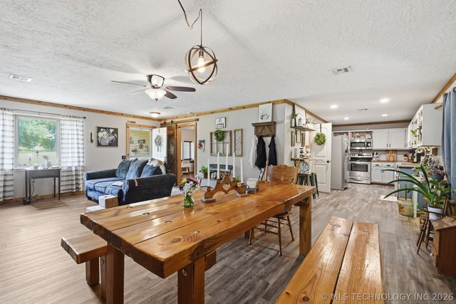 14702 S 334th East Avenue, Coweta, OK 74429