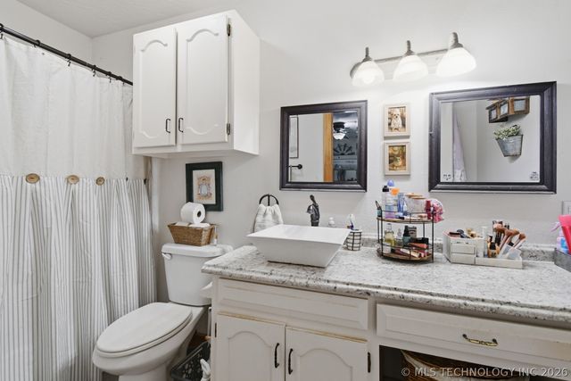 14702 S 334th East Avenue, Coweta, OK 74429
