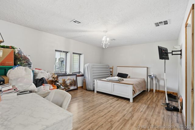 14702 S 334th East Avenue, Coweta, OK 74429