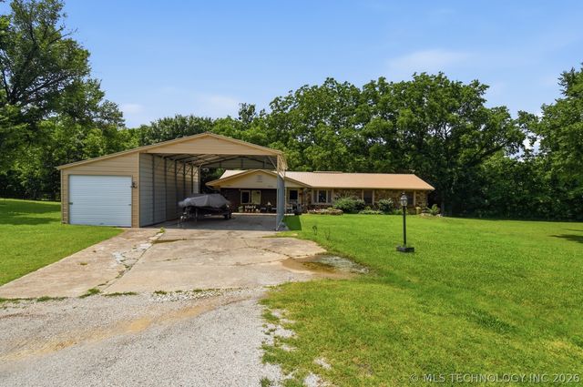 14702 S 334th East Avenue, Coweta, OK 74429