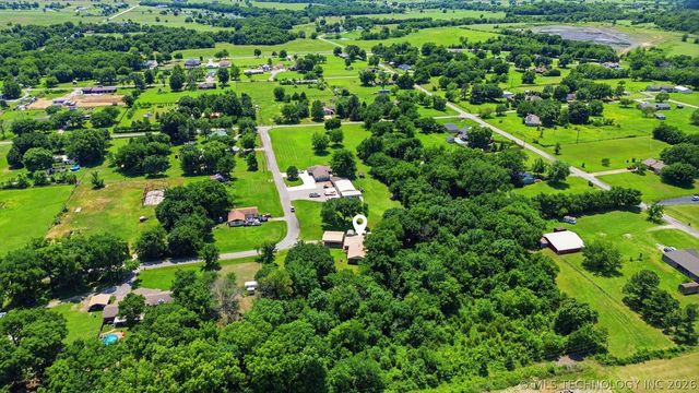 14702 S 334th East Avenue, Coweta, OK 74429