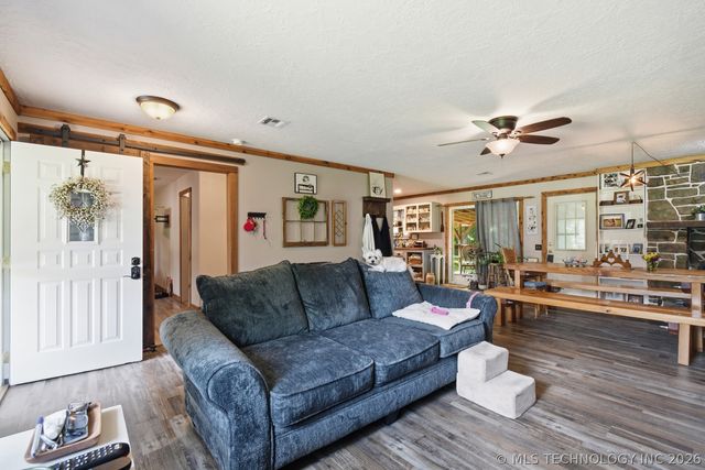 14702 S 334th East Avenue, Coweta, OK 74429
