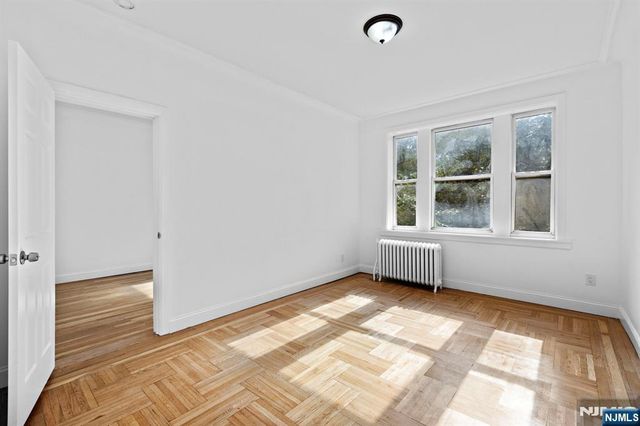 137 Kensington Avenue 405, Jersey City, NJ 07304