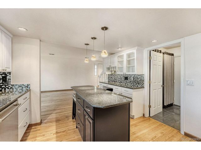 12662 E Warren Dr B, Aurora, CO 80014