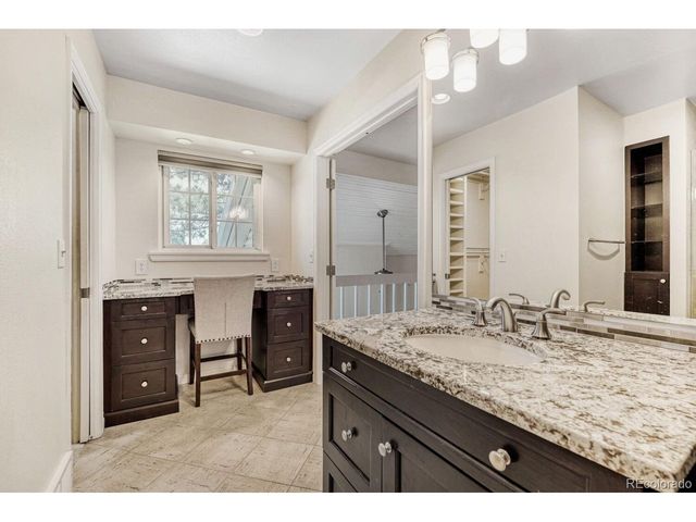 12662 E Warren Dr B, Aurora, CO 80014