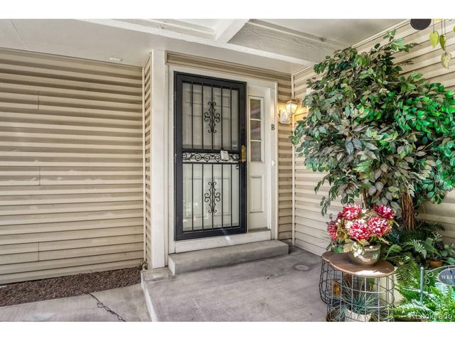 12662 E Warren Dr B, Aurora, CO 80014