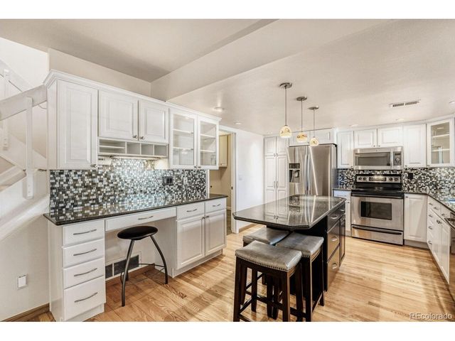 12662 E Warren Dr B, Aurora, CO 80014