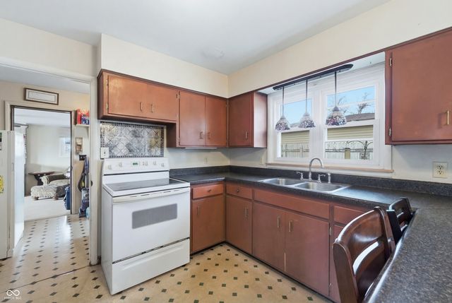 60 Terrace Drive, Monrovia, IN 46157