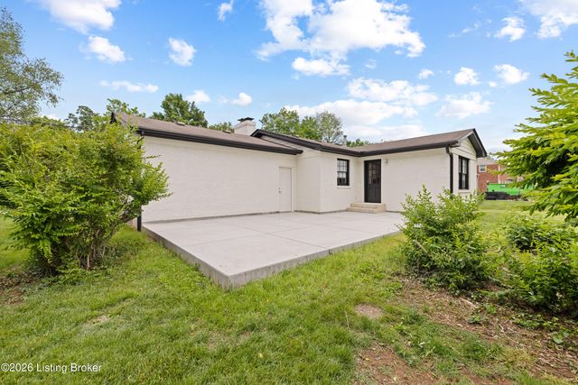 1714 Ormsby Ln, Louisville, KY 40222