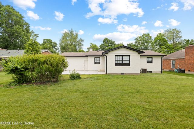 1714 Ormsby Ln, Louisville, KY 40222