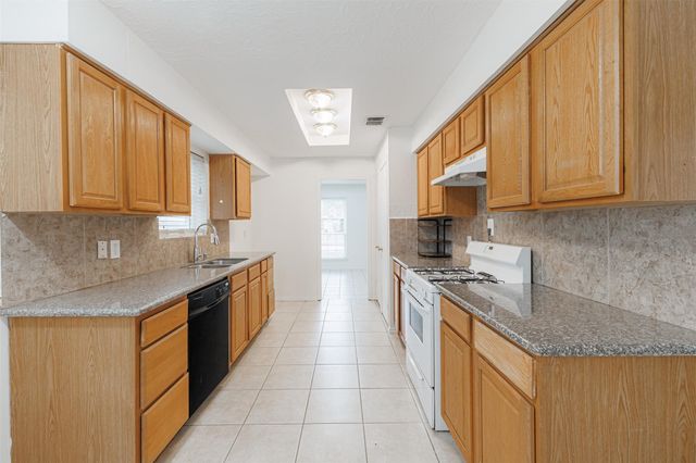 502 Pickford Drive, Katy, TX 77450