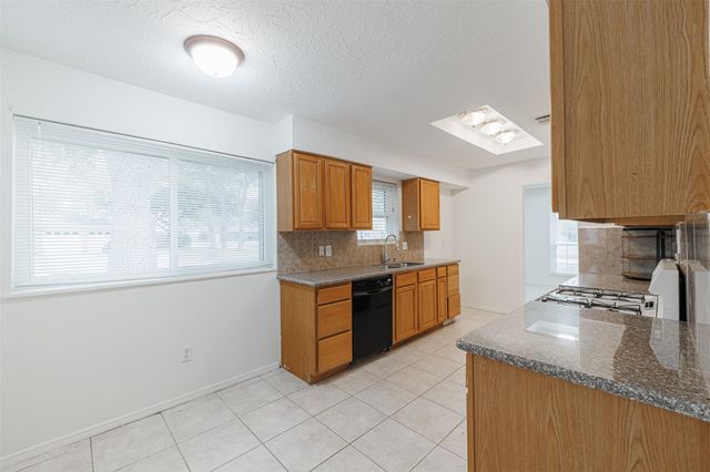 502 Pickford Drive, Katy, TX 77450