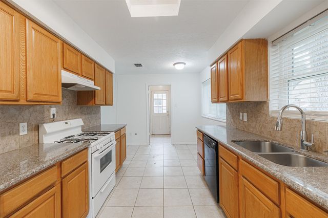 502 Pickford Drive, Katy, TX 77450