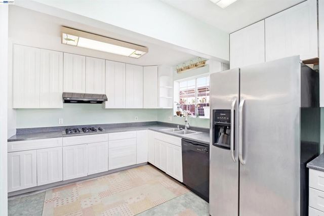 456 Lewis Ave, San Leandro, CA 94577