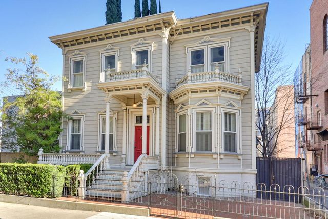 915 11th St, Sacramento, CA 95814