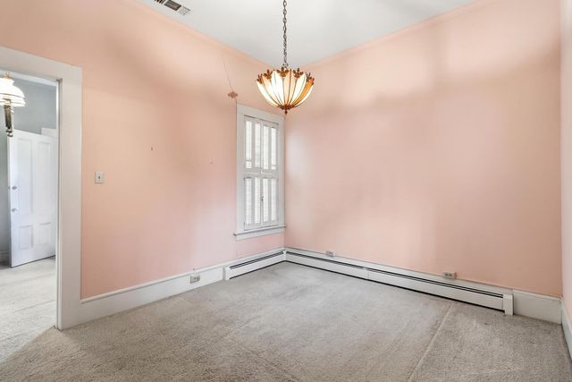 915 11th St, Sacramento, CA 95814