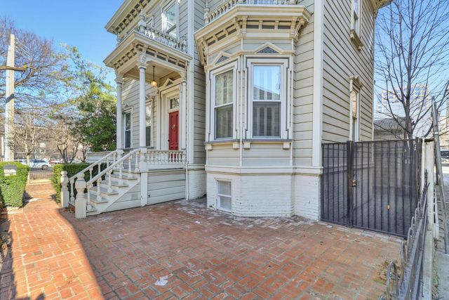 915 11th St, Sacramento, CA 95814