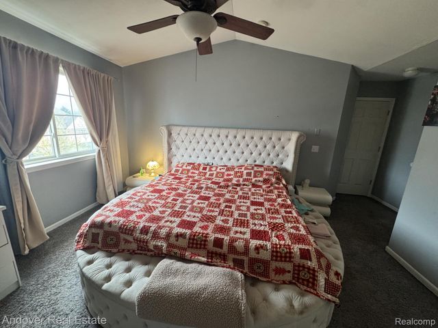 26654 Kirkway Circle, Woodhaven, MI 48183