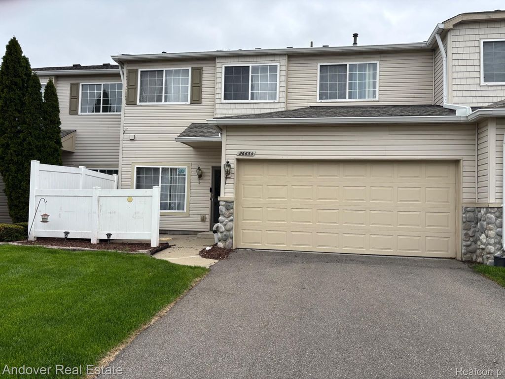 26654 Kirkway Circle, Woodhaven, MI 48183