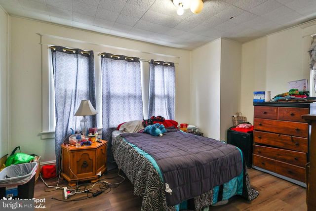 937 MCDOWELL AVE, Chester, PA 19013