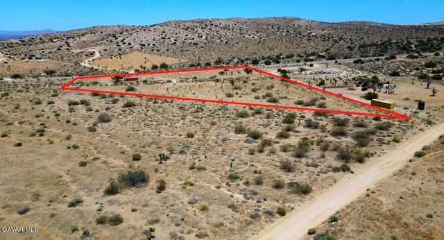 11250 E Fort Tejon Road, Pearblossom, CA 93553