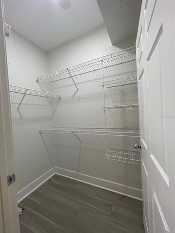 911 N ORANGE AVENUE 119, Orlando, FL 32801