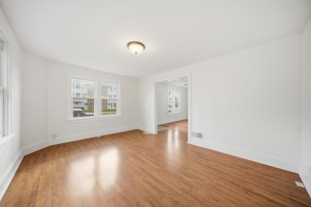 536 Garfield Avenue, North Mankato, MN 56003