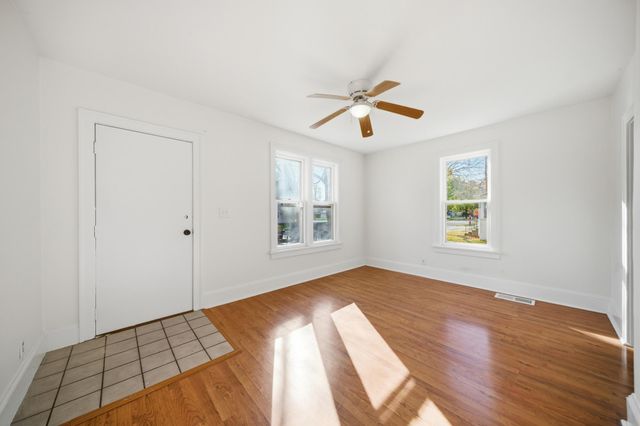 536 Garfield Avenue, North Mankato, MN 56003