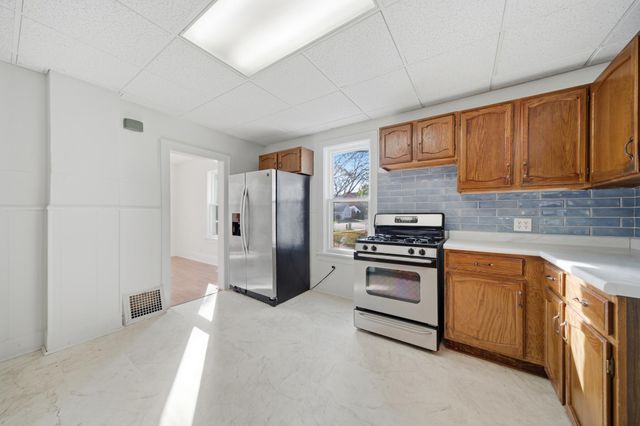 536 Garfield Avenue, North Mankato, MN 56003