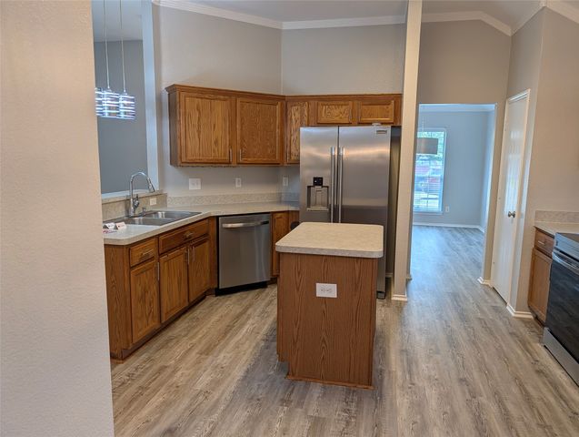 103 Clover Leaf Lane, Red Oak, TX 75154