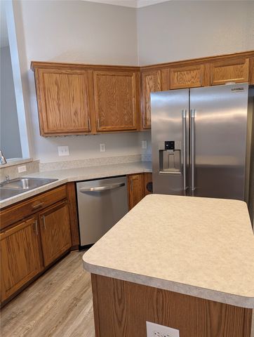 103 Clover Leaf Lane, Red Oak, TX 75154