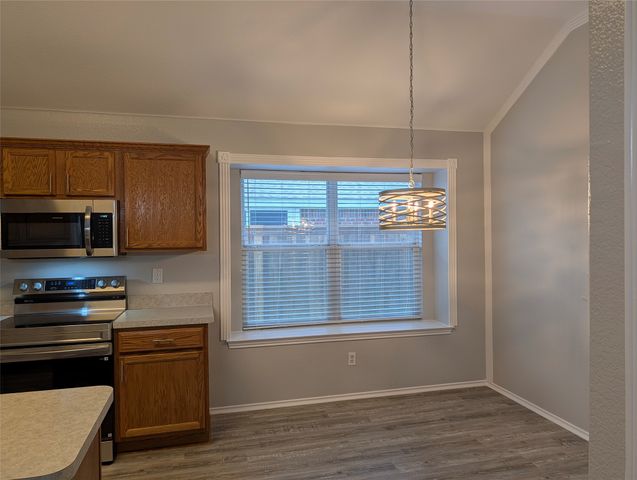 103 Clover Leaf Lane, Red Oak, TX 75154