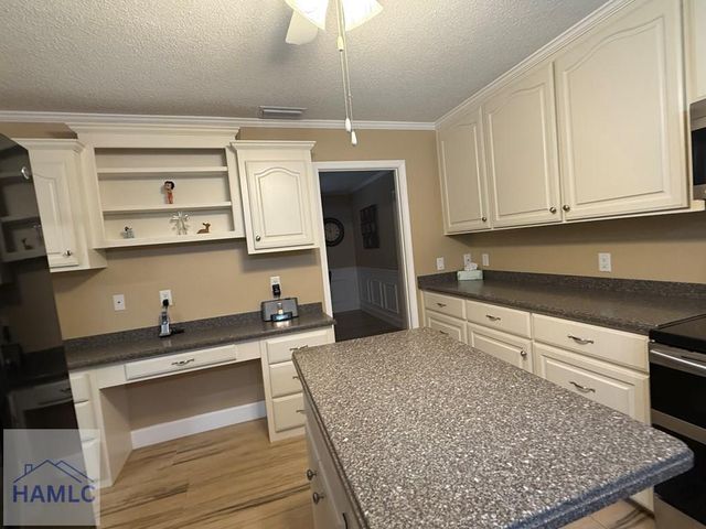 687 Harper Street, Jesup, GA 31546