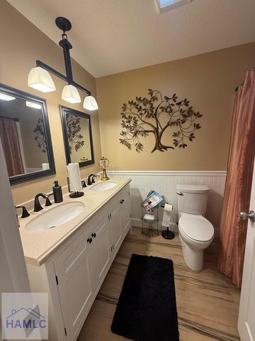 687 Harper Street, Jesup, GA 31546