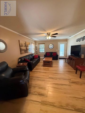 687 Harper Street, Jesup, GA 31546