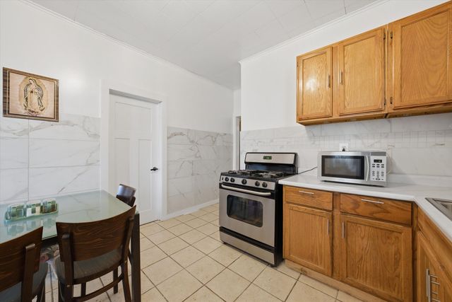 4908 W 24th Street, Cicero, IL 60804