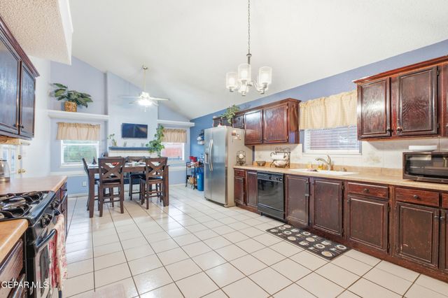11928 McAuliffe Drive, El Paso, TX 79936