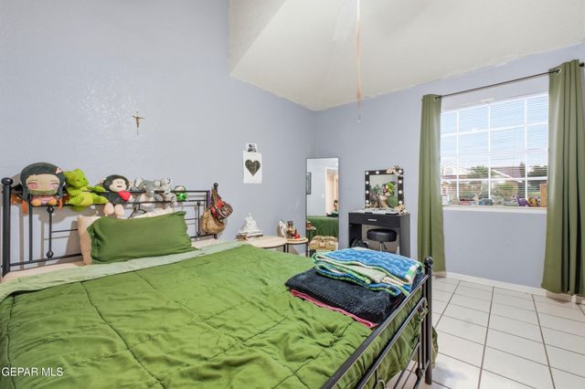 11928 McAuliffe Drive, El Paso, TX 79936