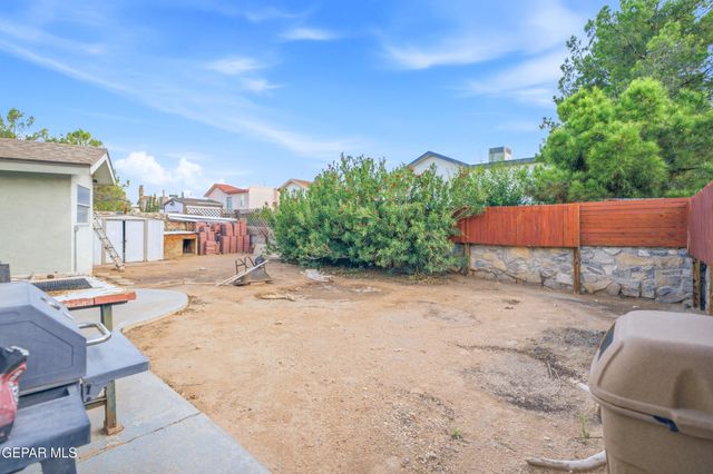 11928 McAuliffe Drive, El Paso, TX 79936