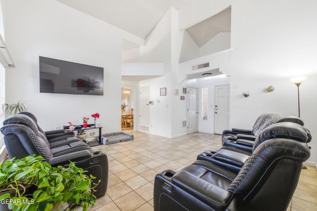 11928 McAuliffe Drive, El Paso, TX 79936