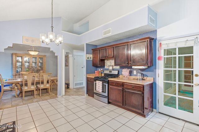 11928 McAuliffe Drive, El Paso, TX 79936